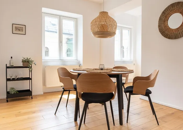 Luxury In Center With Terrace