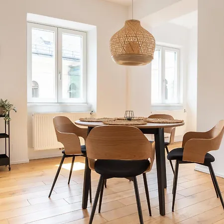 Mintgraz - 1 Bedroom With Terrace * Graz